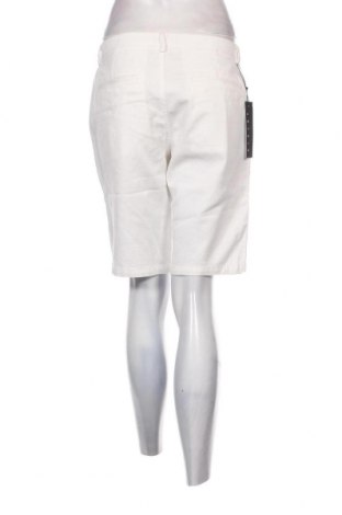 Дамски къс панталон Sisley, Размер M, Цвят Бял, Цена 19,20 лв.
