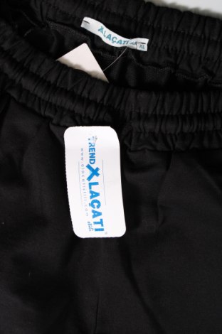 Γυναικείο αθλητικό παντελόνι, Μέγεθος XL, Χρώμα Μαύρο, 70% βαμβάκι, 30% πολυεστέρας, Τιμή 12,37 €