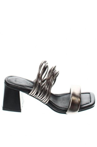 Pantofle Answear, Velikost 37, Barva Stříbrná, Cena  848,00 Kč