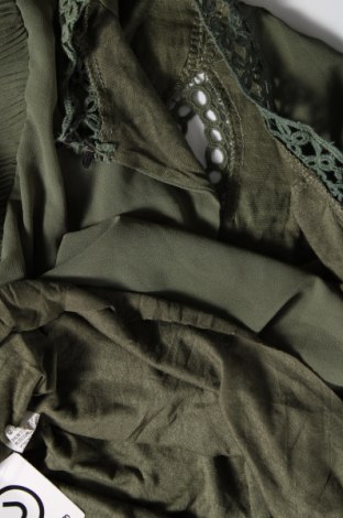 Bluză de femei, Mărime M, Culoare Verde, Preț 12,50 Lei