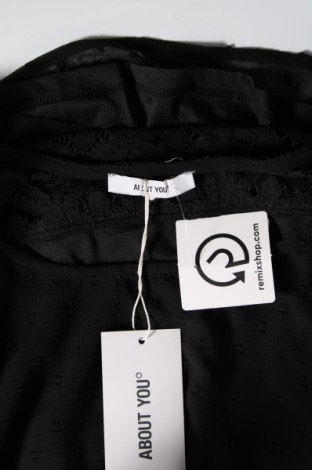 Дамска блуза About You, Размер M, Цвят Черен, Цена 10,80 лв.