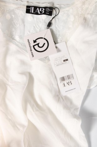 Γυναικεία μπλούζα Answear, Μέγεθος L, Χρώμα Λευκό, Τιμή 9,43 €