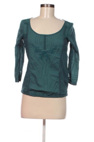 Дамска блуза Bershka, Размер S, Цвят Зелен, Цена 5,74 лв.