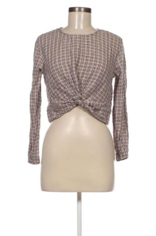 Γυναικεία μπλούζα Bershka, Μέγεθος S, Χρώμα Πολύχρωμο, Τιμή 2,47 €