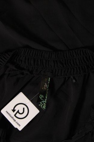 Дамска блуза CoolCat, Размер M, Цвят Черен, Цена 5,04 лв.