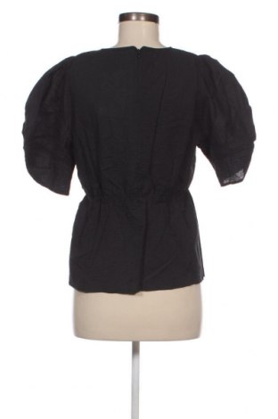 Γυναικεία μπλούζα Gestuz, Μέγεθος M, Χρώμα Μαύρο, Τιμή 30,93 €
