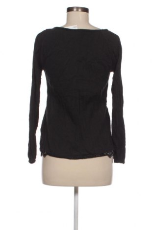 Дамска блуза Hollister, Размер XS, Цвят Черен, Цена 3,84 лв.