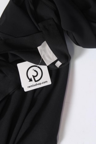 Γυναικεία μπλούζα In Wear, Μέγεθος M, Χρώμα Μαύρο, Τιμή 13,30 €