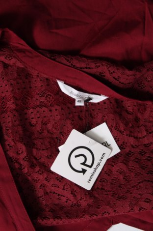 Γυναικεία μπλούζα Irl, Μέγεθος M, Χρώμα Κόκκινο, Τιμή 4,47 €