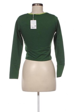 Damen Shirt Jennyfer, Größe M, Farbe Grün, Preis 15,98 €