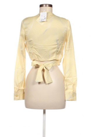 Дамска блуза Jennyfer, Размер M, Цвят Жълт, Цена 31,00 лв.