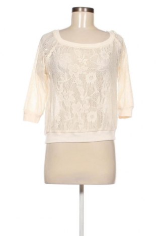 Γυναικεία μπλούζα Kirra, Μέγεθος S, Χρώμα Εκρού, Τιμή 9,62 €