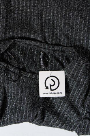 Γυναικεία μπλούζα Laura Torelli, Μέγεθος S, Χρώμα Ασημί, Τιμή 3,06 €