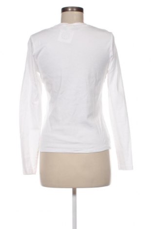 Дамска блуза Levi's, Размер L, Цвят Бял, Цена 51,00 лв.