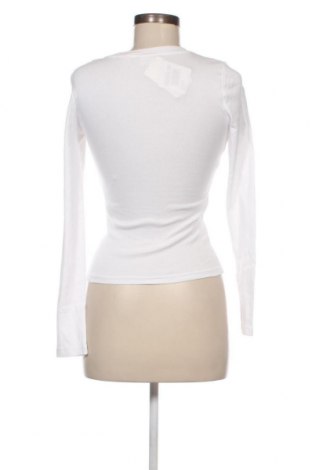 Дамска блуза Levi's, Размер XS, Цвят Бял, Цена 102,00 лв.