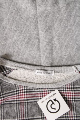 Γυναικεία μπλούζα Made In Italy, Μέγεθος M, Χρώμα Πολύχρωμο, Τιμή 2,23 €