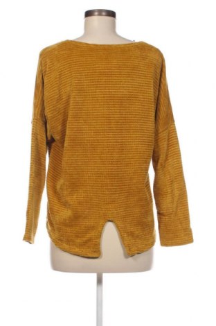 Дамска блуза Made In Italy, Размер M, Цвят Жълт, Цена 4,56 лв.