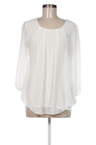 Γυναικεία μπλούζα Me & Me, Μέγεθος M, Χρώμα Λευκό, Τιμή 11,75 €