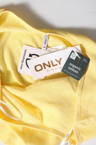 Дамска блуза ONLY, Размер M, Цвят Жълт, Цена 11,20 лв.