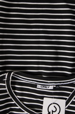 Дамска блуза ONLY, Размер XS, Цвят Черен, Цена 15,00 лв.