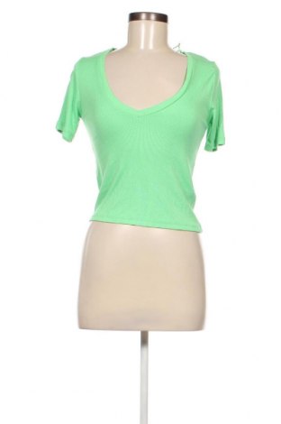 Γυναικεία μπλούζα Pull&Bear, Μέγεθος XL, Χρώμα Πράσινο, Τιμή 4,79 €