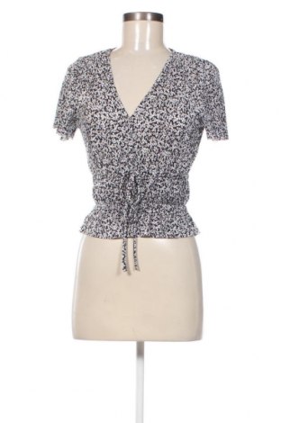 Дамска блуза Pull&Bear, Размер M, Цвят Многоцветен, Цена 5,70 лв.
