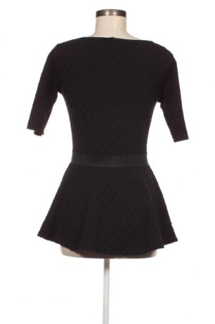 Γυναικεία μπλούζα Tout Feu Tout Femme, Μέγεθος M, Χρώμα Μαύρο, Τιμή 3,64 €