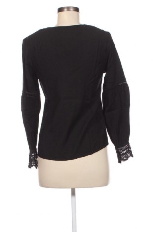 Γυναικεία μπλούζα VILA, Μέγεθος XS, Χρώμα Μαύρο, Τιμή 20,62 €