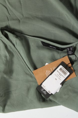 Дамска блуза Vero Moda, Размер XS, Цвят Зелен, Цена 11,20 лв.