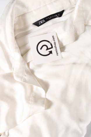 Дамска риза Zara, Размер M, Цвят Бял, Цена 73,30 лв.
