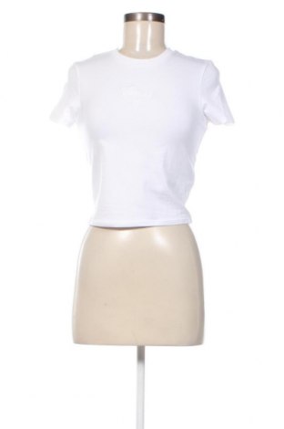 Damen T-Shirt Guess, Größe S, Farbe Weiß, Preis 28,25 €