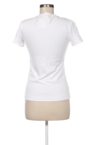 Damen T-Shirt Guess, Größe S, Farbe Weiß, Preis 32,47 €