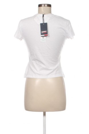 Дамска тениска Tommy Jeans, Размер S, Цвят Бял, Цена 48,96 лв.