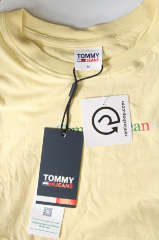 Дамска тениска Tommy Jeans, Размер M, Цвят Жълт, Цена 68,00 лв.