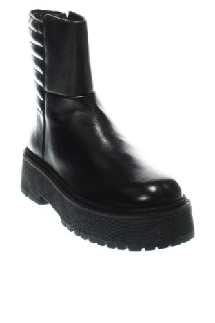 Dámské boty  Answear, Velikost 37, Barva Černá, Cena  1 502,00 Kč
