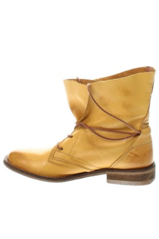 Dámské boty  SPM, Velikost 38, Barva Žlutá, Cena  1 020,00 Kč