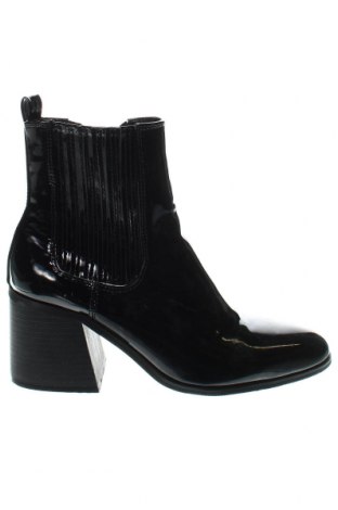 Dámské boty  Urban Classics, Velikost 38, Barva Černá, Cena  281,00 Kč