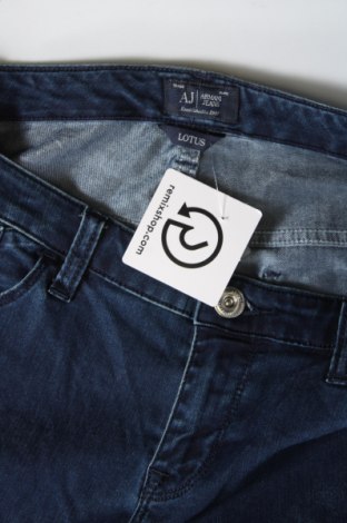 Γυναικείο Τζίν Armani Jeans, Μέγεθος M, Χρώμα Μπλέ, Τιμή 32,58 €