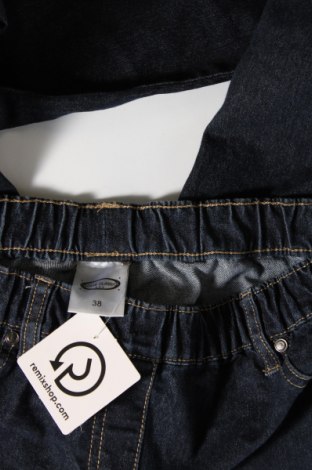 Damen Jeans Cecilia Classics, Größe M, Farbe Blau, Preis € 3,63