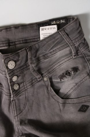 Damen Jeans Lost In Paradise, Größe M, Farbe Grau, Preis 20,18 €