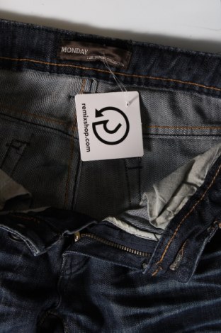 Damskie jeansy Monday Denim, Rozmiar M, Kolor Niebieski, Cena 19,03 zł