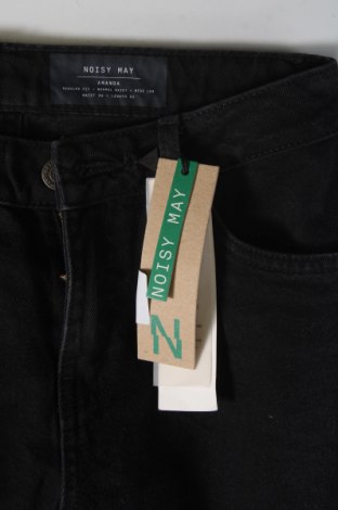 Dámske džínsy  Noisy May, Veľkosť S, Farba Čierna, Cena  9,48 €
