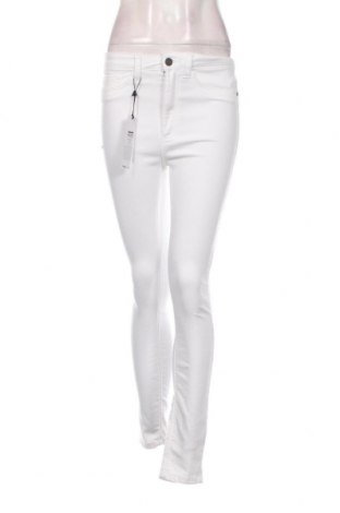 Damen Jeans Noisy May, Größe S, Farbe Weiß, Preis € 23,71