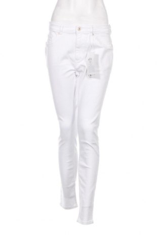 Γυναικείο Τζίν ONLY, Μέγεθος XL, Χρώμα Λευκό, Τιμή 10,52 €