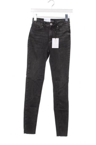 Damen Jeans Pieces, Größe XS, Farbe Grau, Preis € 9,46