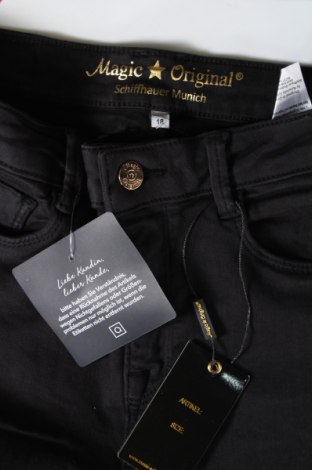 Damen Jeans Schiffhauer, Größe S, Farbe Schwarz, Preis 10,32 €