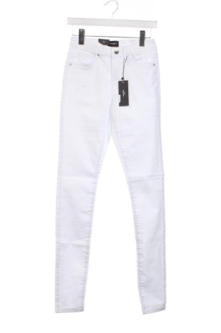 Γυναικείο Τζίν Vero Moda, Μέγεθος XS, Χρώμα Λευκό, Τιμή 11,92 €