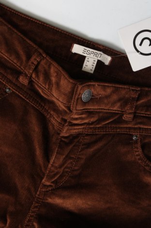 Дамски джинси Esprit, Размер S, Цвят Кафяв, Цена 5,80 лв.