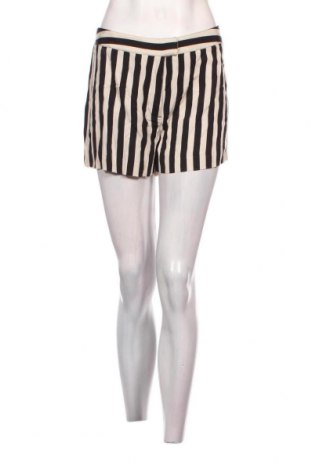 Дамски къс панталон American Retro, Размер M, Цвят Многоцветен, Цена 10,80 лв.