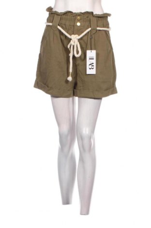 Γυναικείο κοντό παντελόνι Answear, Μέγεθος M, Χρώμα Πράσινο, Τιμή 10,39 €